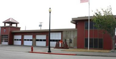 link to full image of Crescent City Volunteer Fire Department