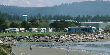 link to full image of Shoreline RV Park and Beachfront
