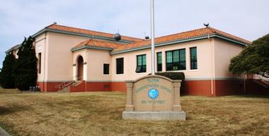 link to full image of Flynn Administration Building, Crescent City